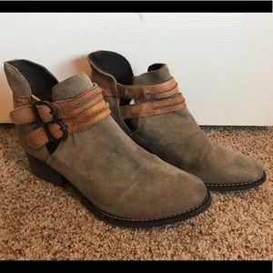 Nordstrom tan & burnt orange bootie